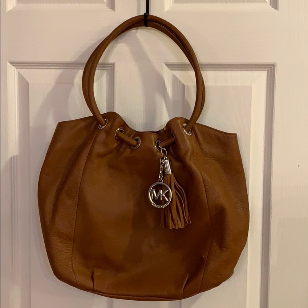 Michael Kors ring tote